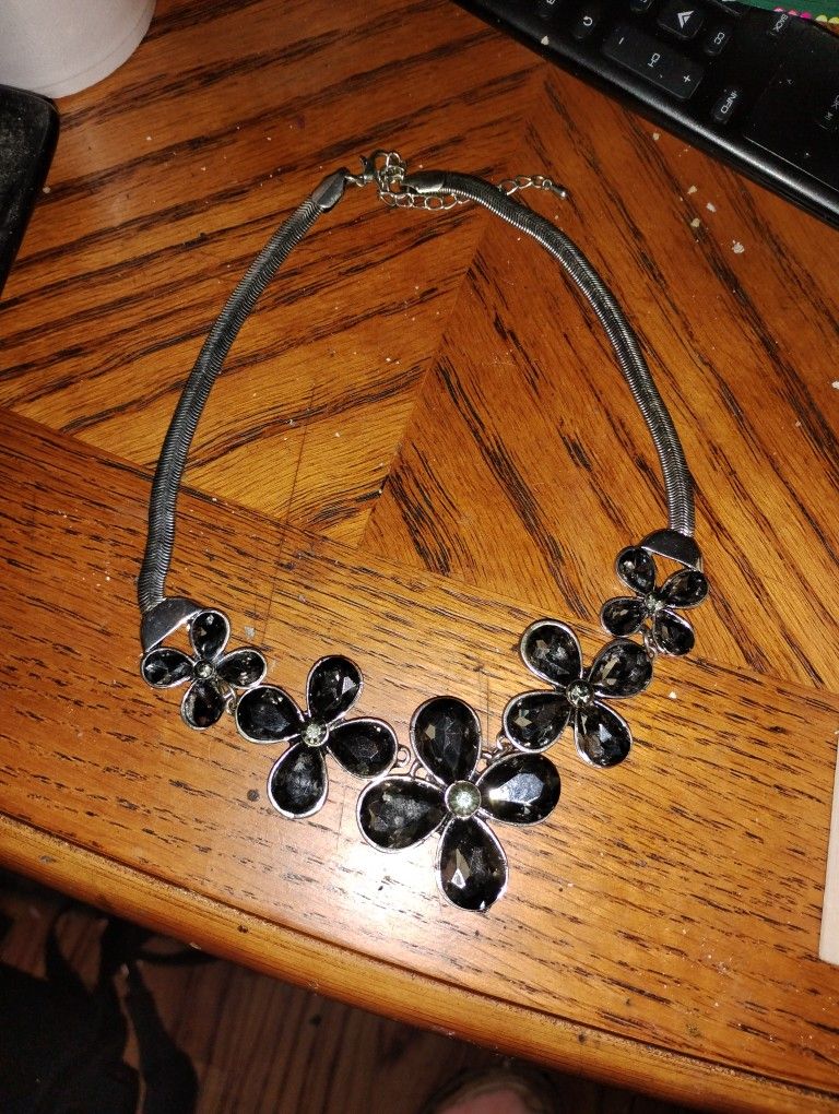 Vintage Necklace 