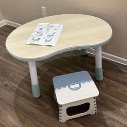 Children's Table, Height Adjustable Kids Dinner Table, Graffiti-Ready Kids Art Table. Suitable