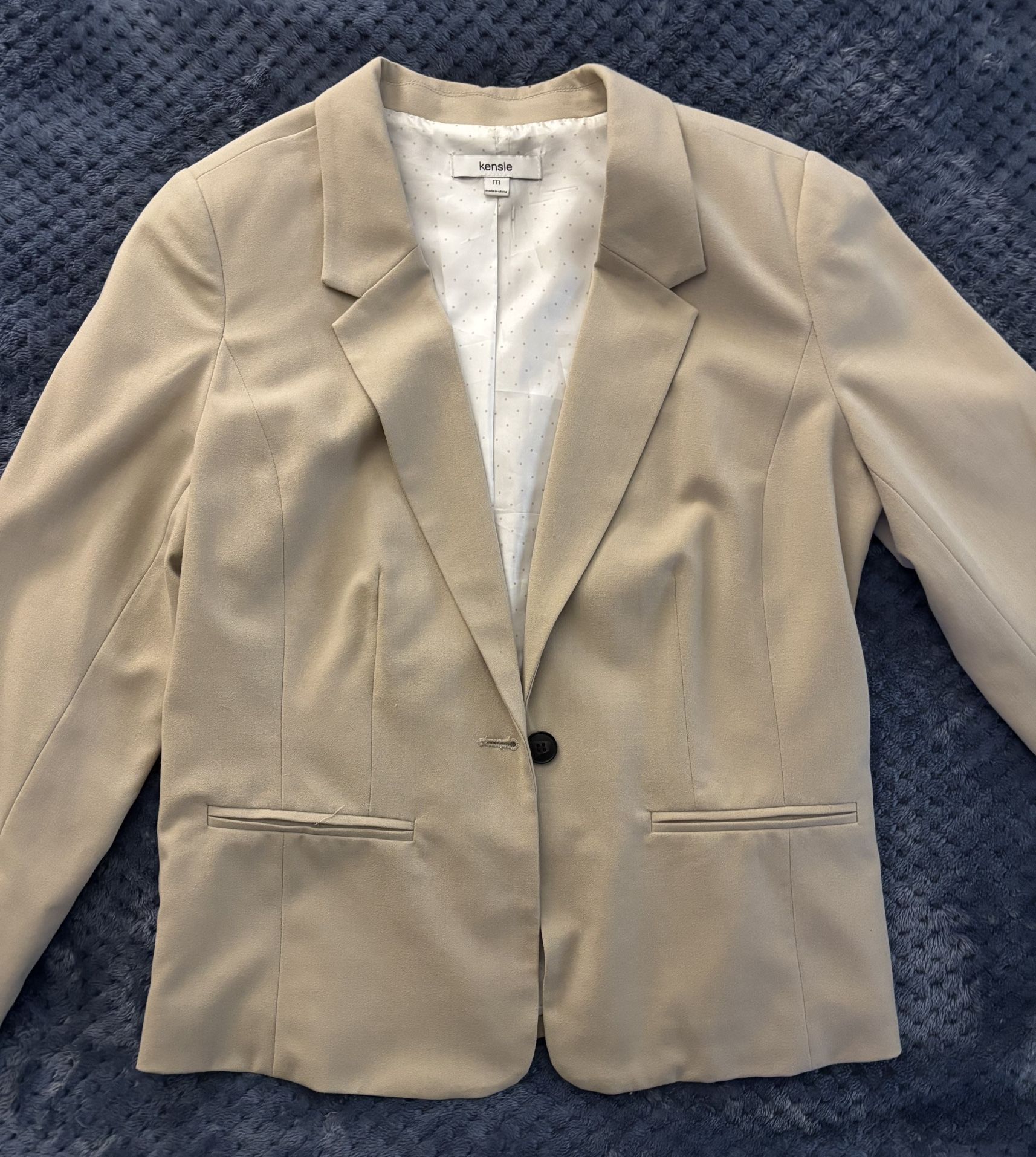 Kensie Beige Blazer For Sale