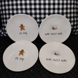 Rae Dunn Holiday Plate Set