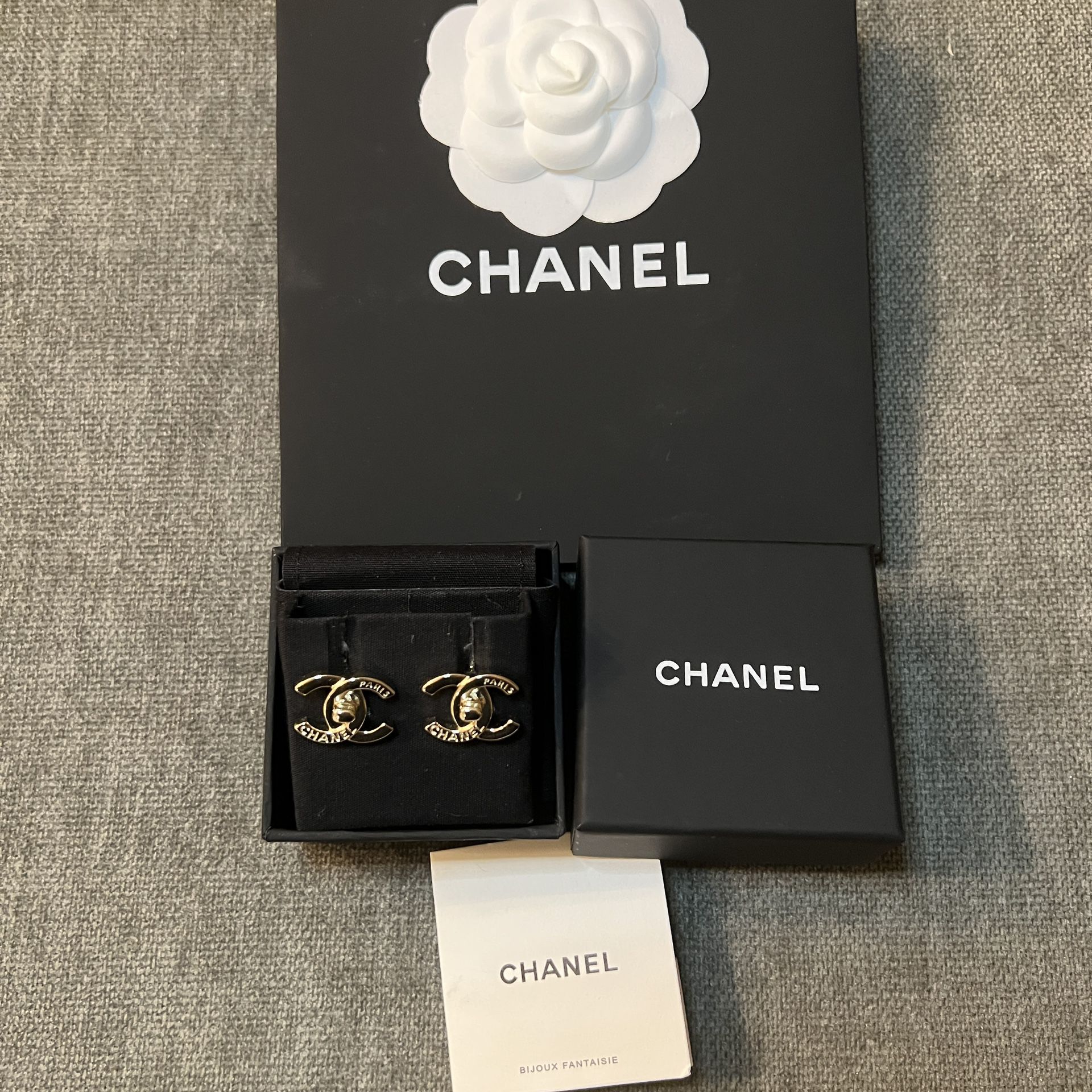 Custom Chanel Jewelry Box for Sale in Riverside, CA - OfferUp