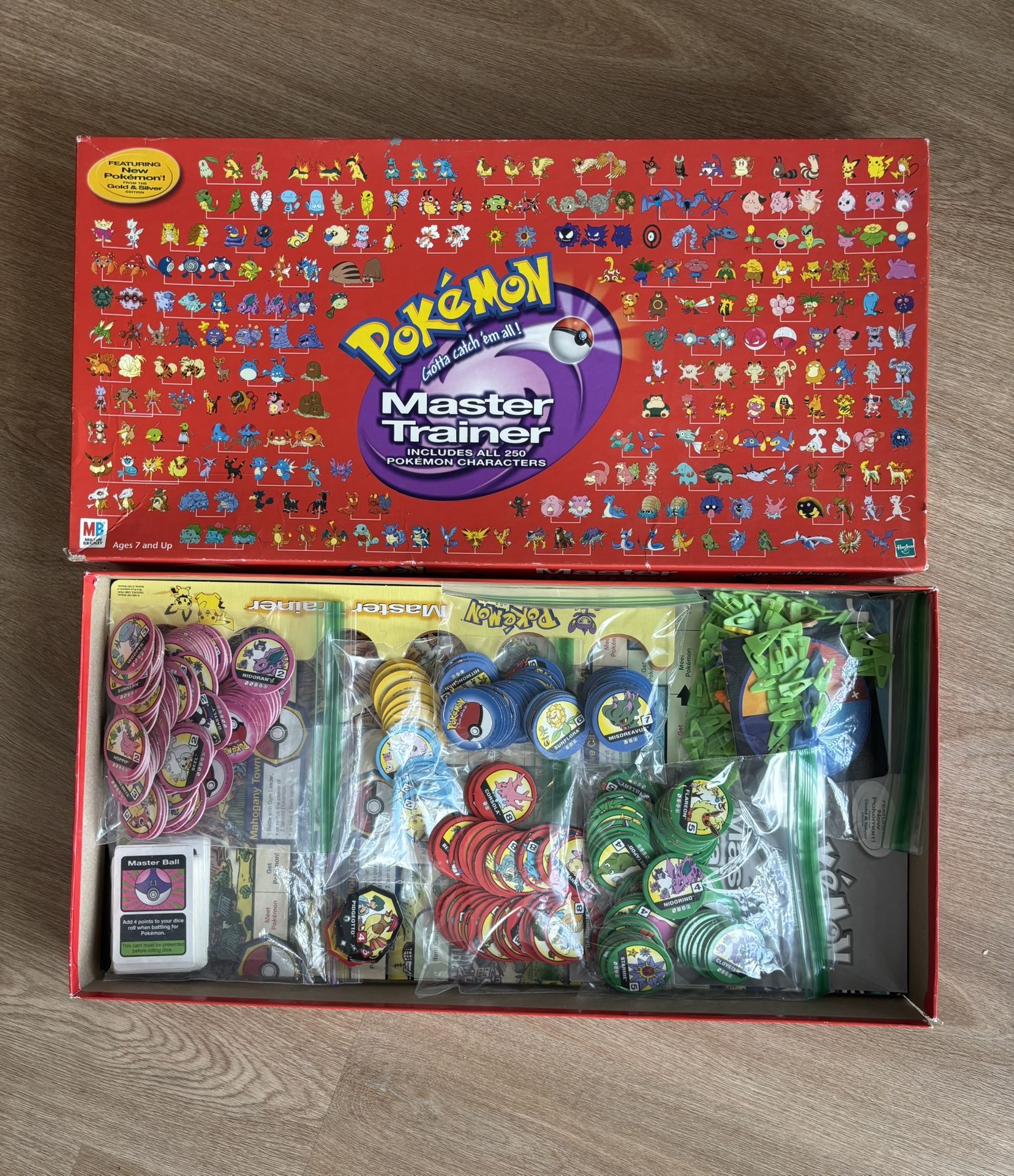 Pokemon Master Trainer Board Game 2001 Vintage Hasbro Red