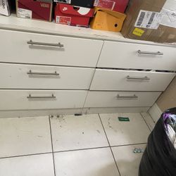 6 Drawer Dresser W Mirror