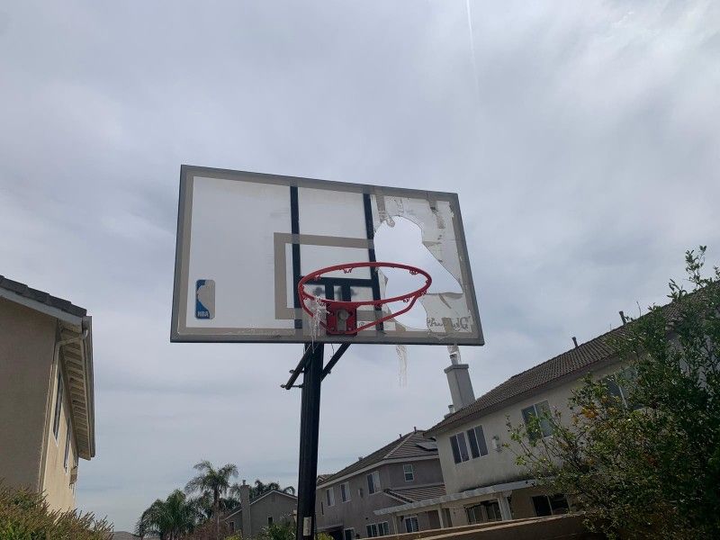 Basketball Hoop For Free Pick Up