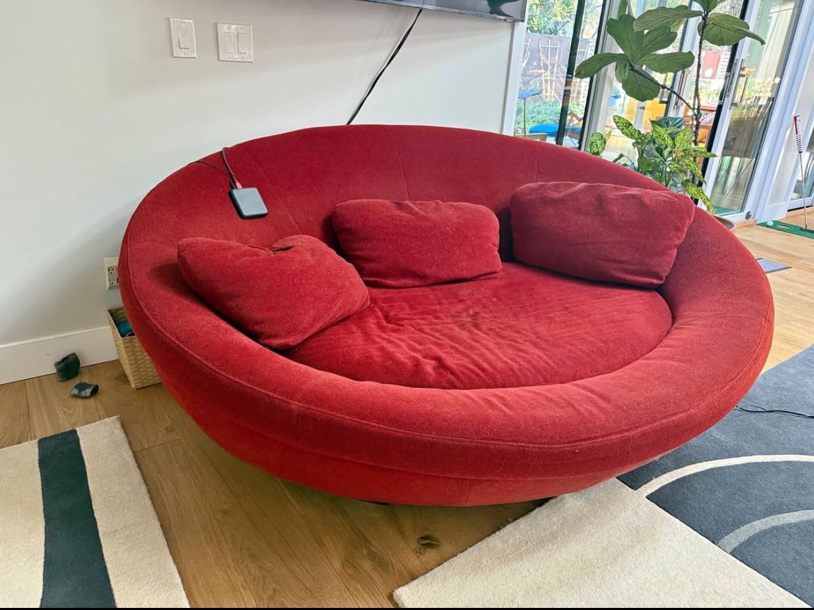 Large Red Cellini UFO Sofa Oval Round Cloth Couch Loveseat Chair