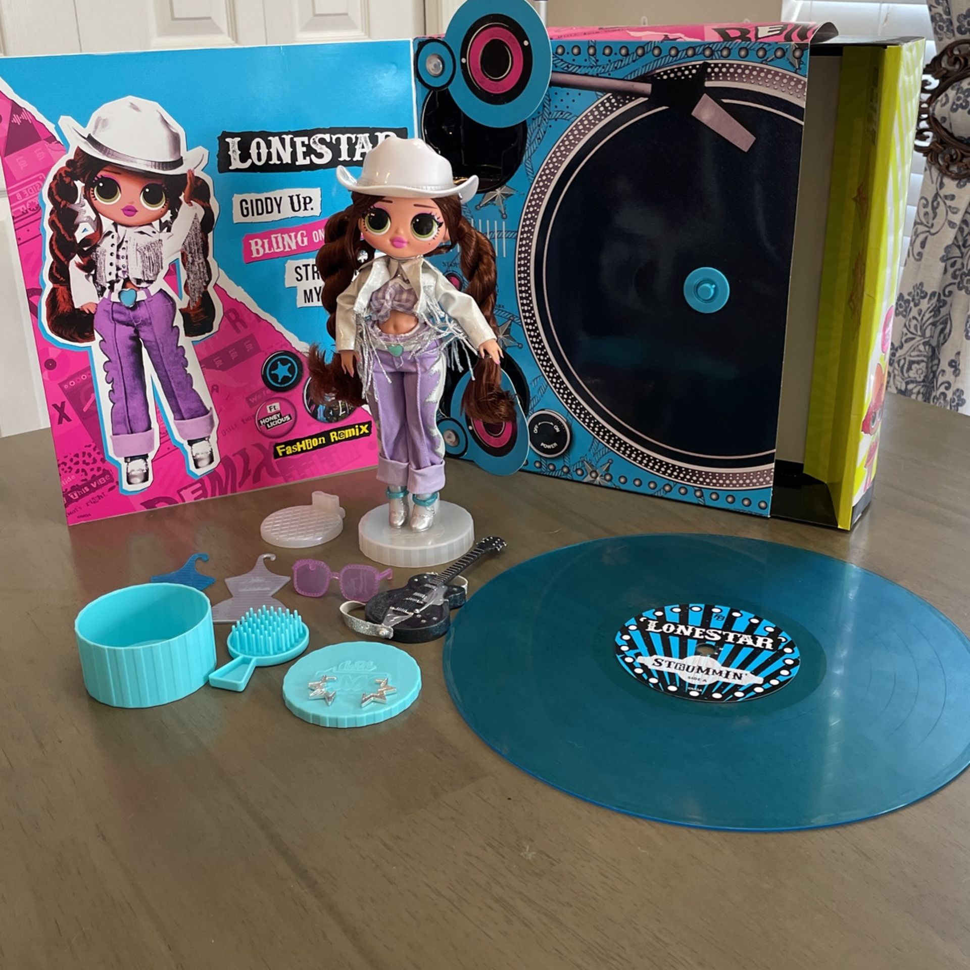 LOL OMG Doll Lonestar