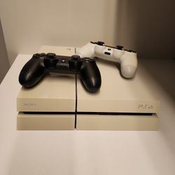 PS4 With 2 Controllers 