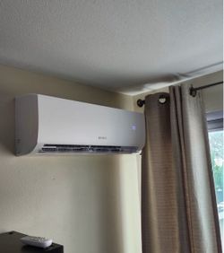 Mini split systems - minisplit - splitter - split ac - ac unit - air conditioning Aire Acondicionado