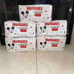 huggies size 1 bundle $40 (south sac)