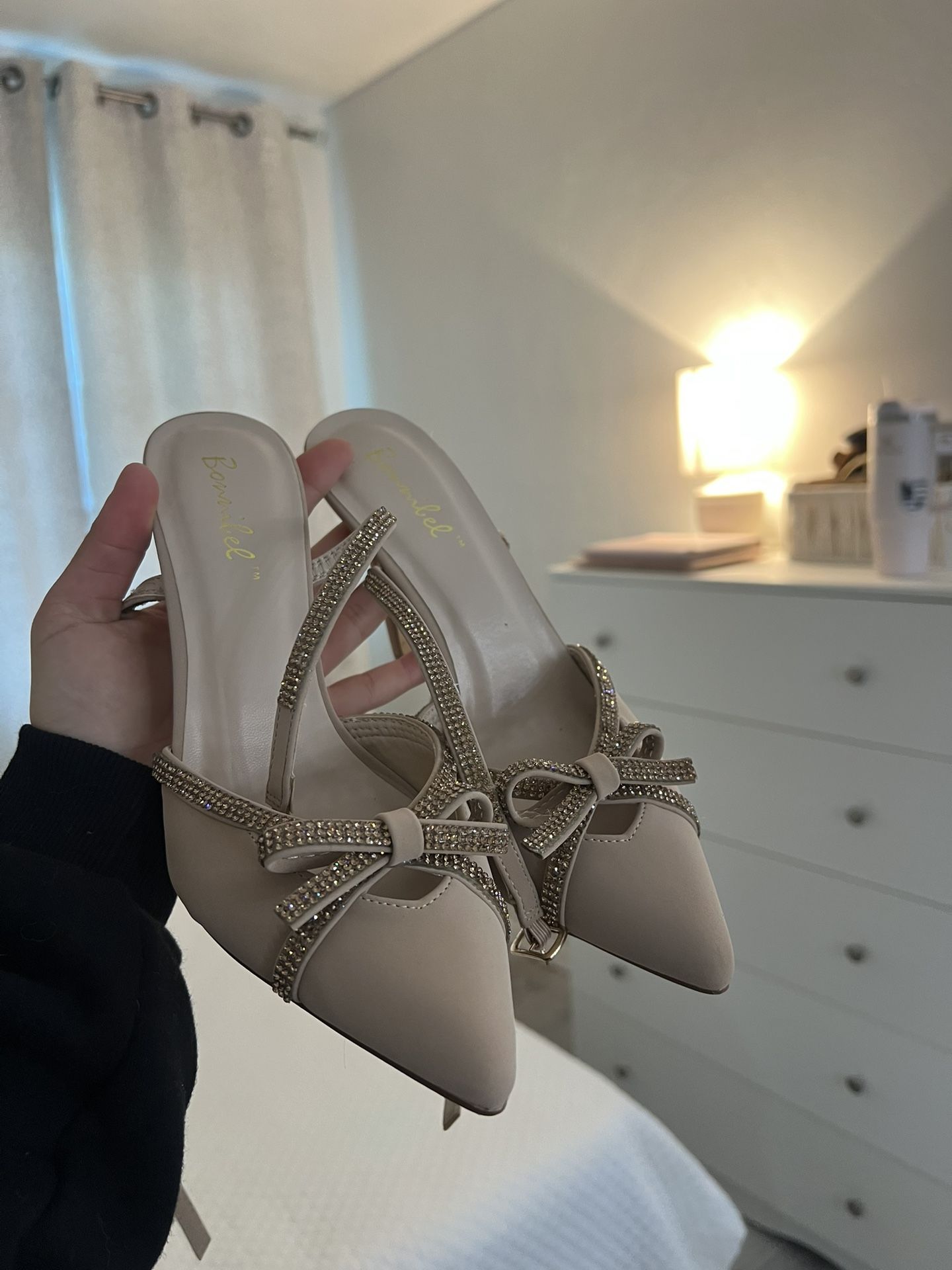 Nude Heels Size 7