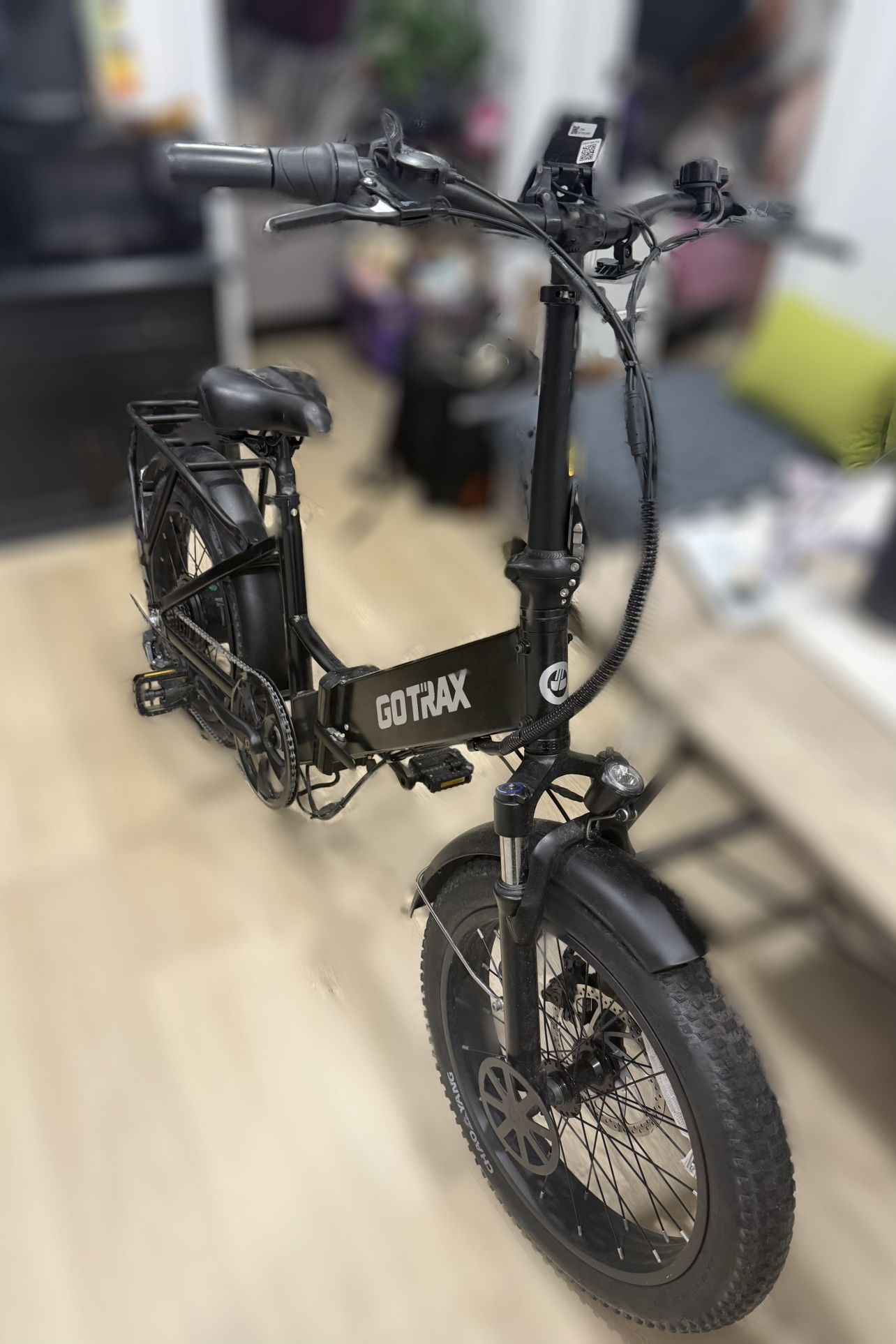 GoTrax E-Bike (Flat Rear Tire)