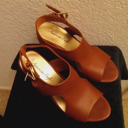 American Eagle Brown Wooden Wedge Sandals Size 7.5
