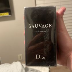EAU DE PARFUM  Sauvage cologne