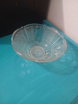 Crystal glass vase and bowl