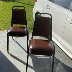 4 Chairs