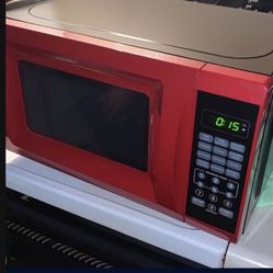 Microwave  Almost  New Just Doesn’t Go With My Decor