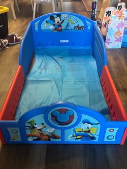 Mickey mouse toddler bed