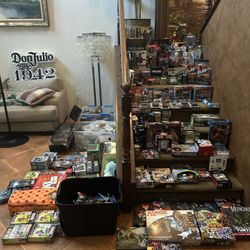 TOYS/MODELS/COMICON MERCH ETC HUGE LOT!!