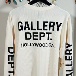 GALLERY DEPT. THERMAL LONG SLEEVE T-SHIRT, VISIT OUR PROFILE DOR MORE ITEMS AVAILABLE ….