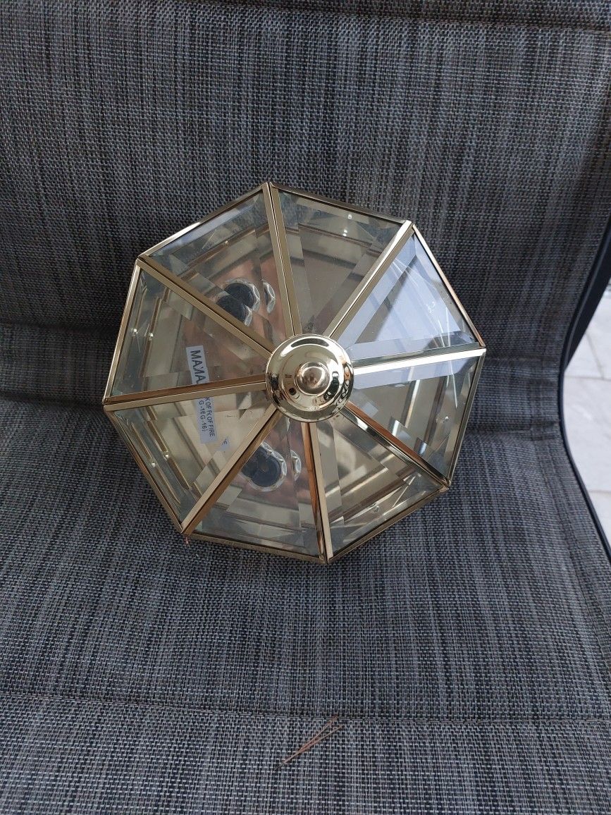 Lighting, Very Nice. See Photos. Cash Pickup Only