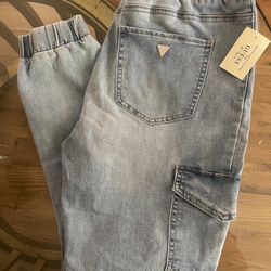 Guess Joggers Large $35