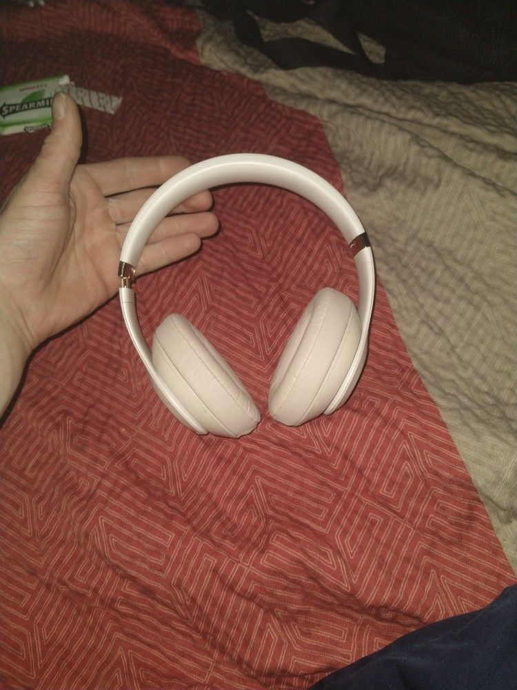 Beats Studio 3 Light Pink