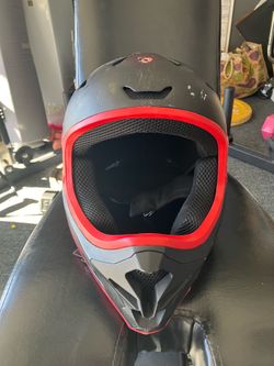 RAZOR MOTORCYCLE STYLE KIDS HELMET