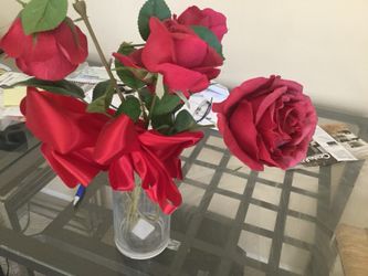 Fake rose flower arrangement