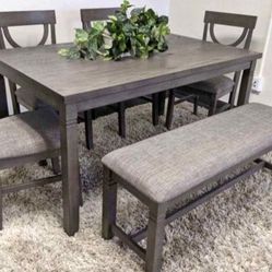 ✅️✅️(6 pc  Grey finish wood dining table set grey padded seat chairs and bench✅️✅️✅️