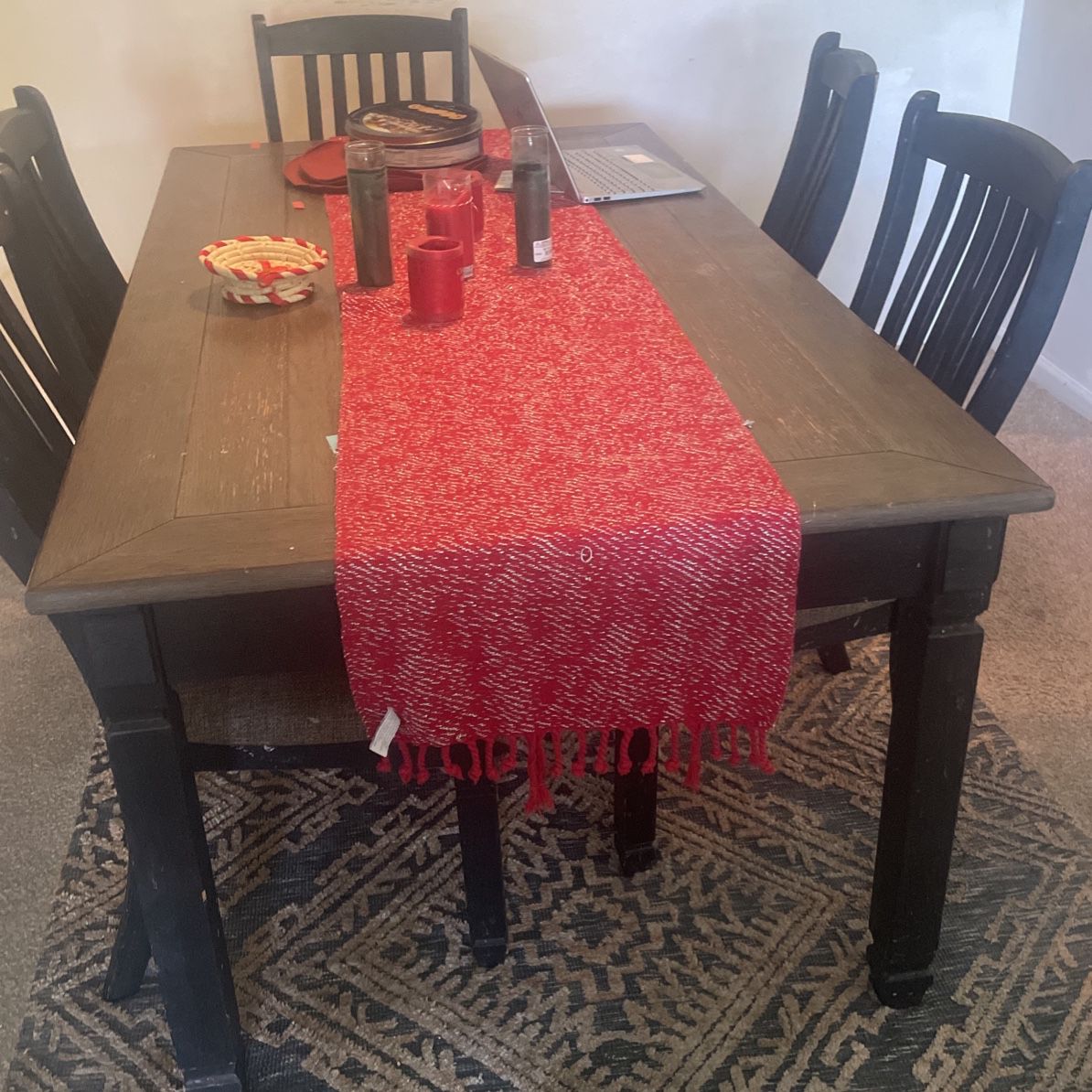 table With 5 Chair 