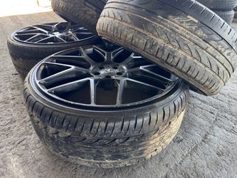 Asanti black label wheels 22s for a jaguar
