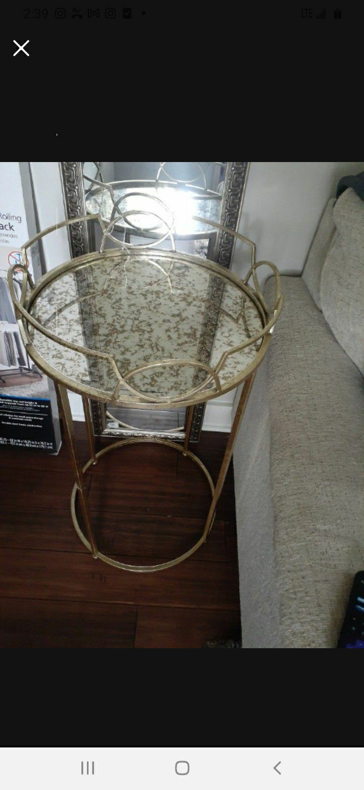 Mirror Gold Round Table