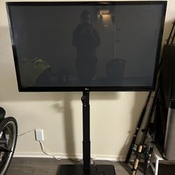 50in Tv With Stand