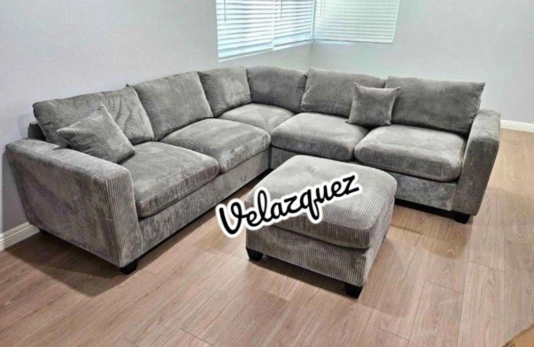 ✅️✅️4-Pcs Sectional
LAF Loveseat + RAF Loveseat + Corner Wedge + Cocktail Ottoman-Fog✅️✅️