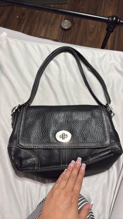 Black coach leather purse 🖤