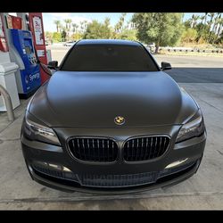 Selling 2014 BMW 750 Li