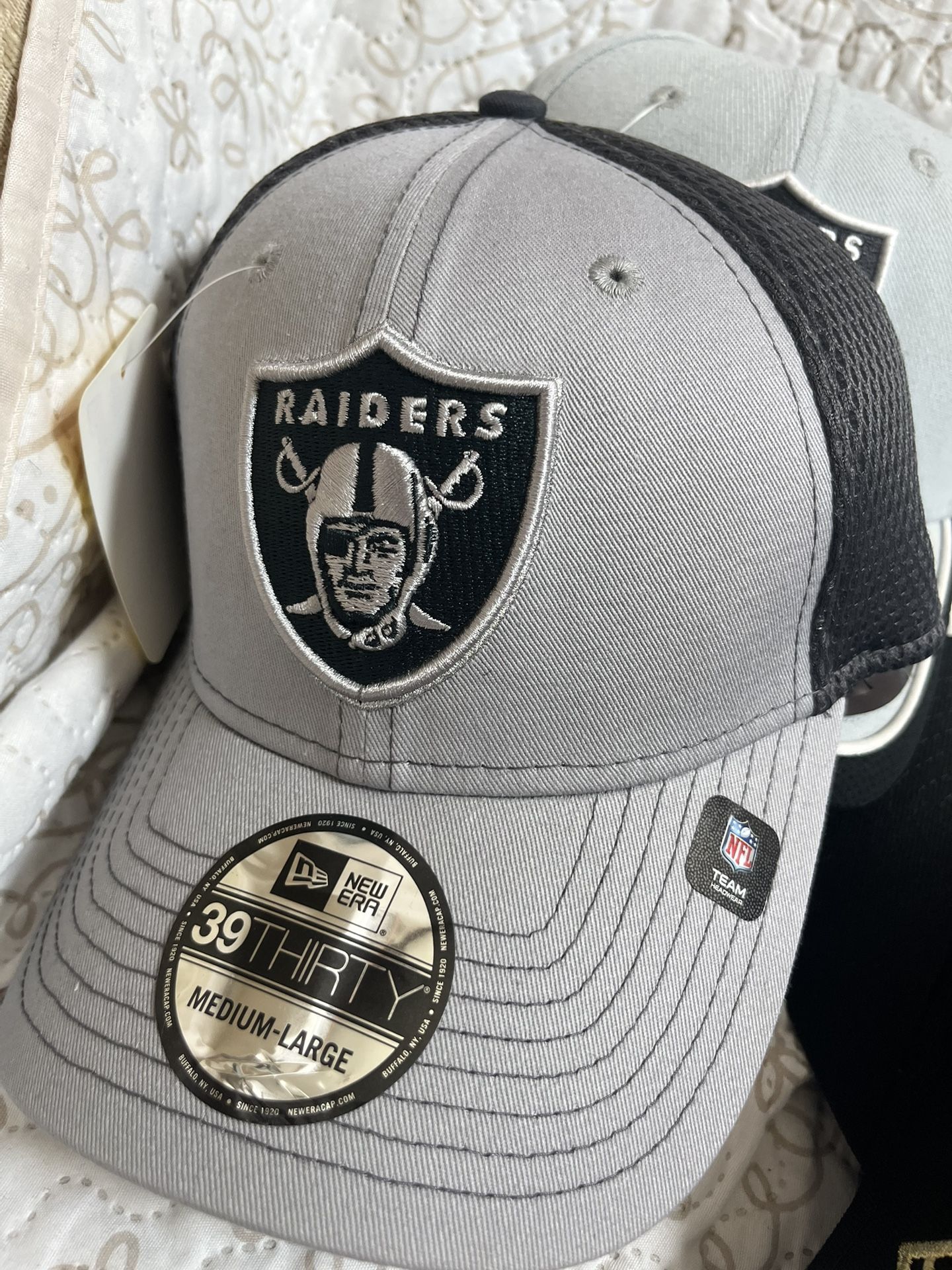 New Era Las Vegas Raiders Men’s Grey 39THIRTY Fitted Flex Hat Size M/L