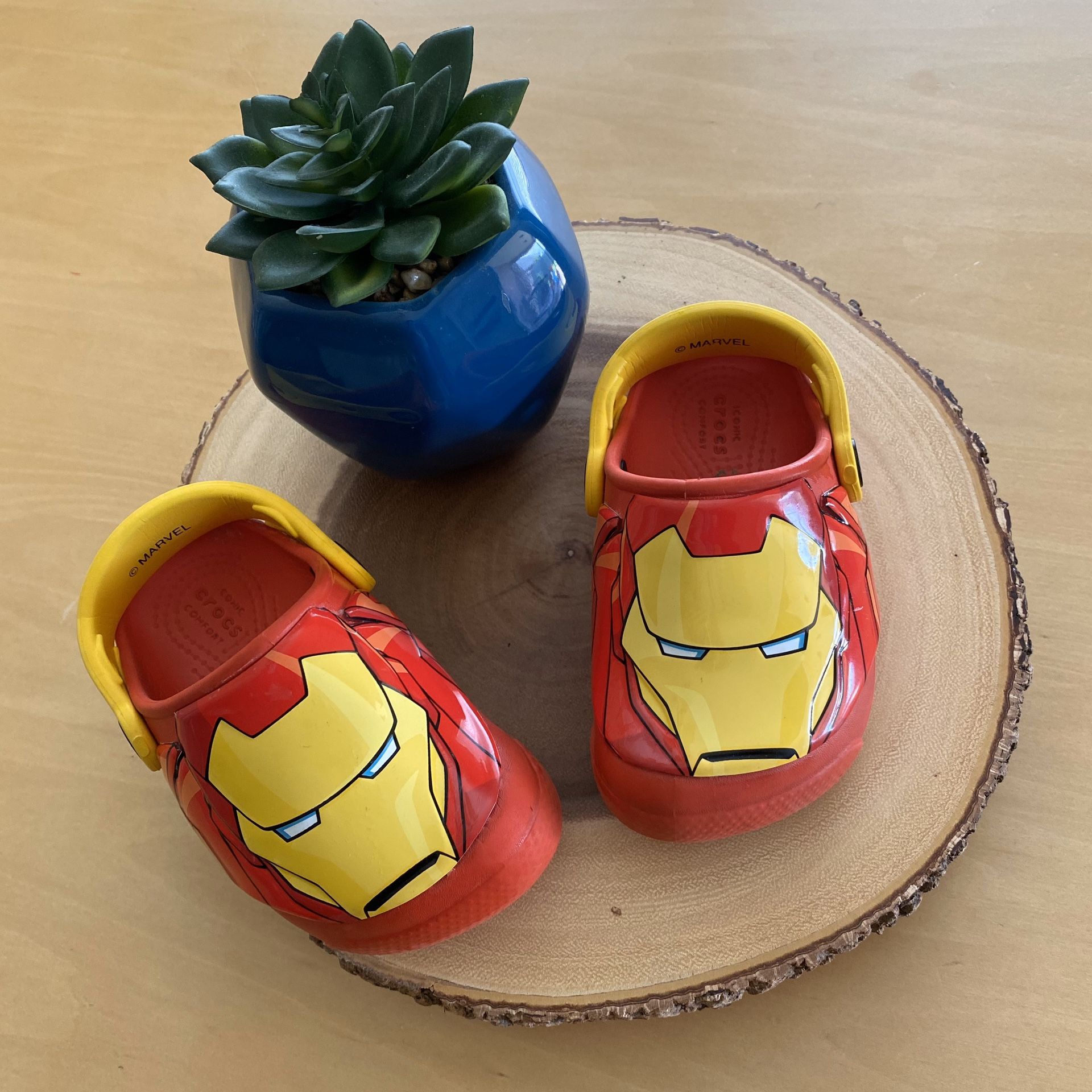 Crocs: Kids' Crocs Fun Lab Ironman™ Lights Clogs