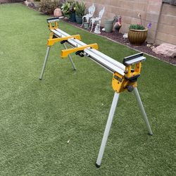 DeWalt Heavy Duty Miter Saw Stand DW723