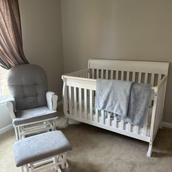 Baby Room For Sale (4in1 Convertible Crib, Mattress, Nursing Chair, Dresser, Changing Pad)