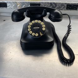 Working   Vintage Replica Phone $75 