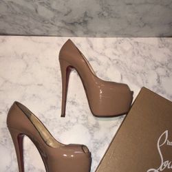 Christian Louboutin Highness Heel (Size 38.5)
