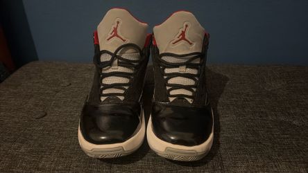 Nike Air Jordan Max Aura 2