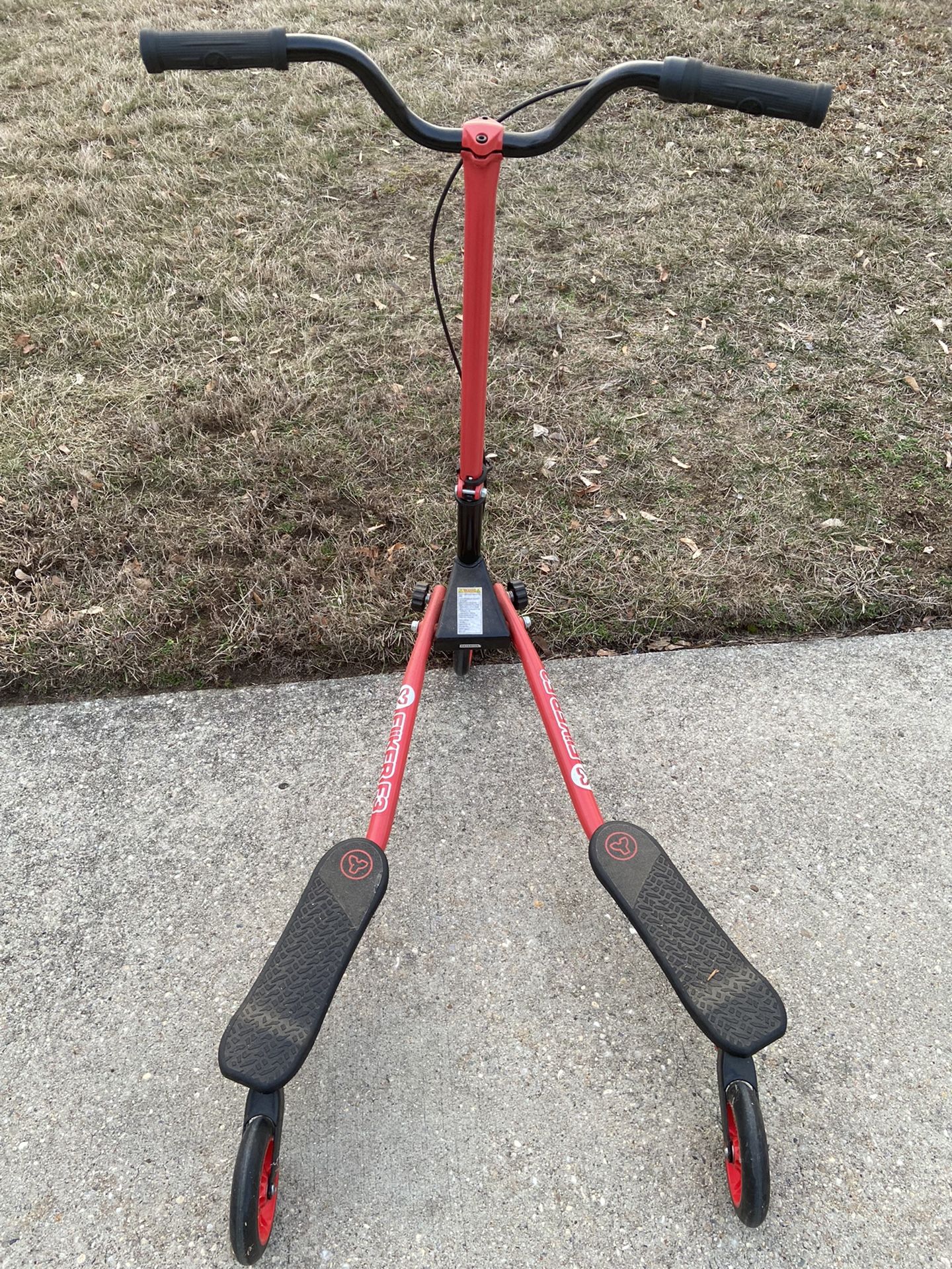 Yvolution Y Fliker F3 Flow Series Drifting Foldable Scooter for