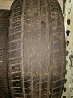 1 Used Tire 255-25-24 Lizetti