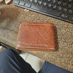 Men's Genuiune Leather Wallet color brown
