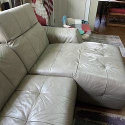 Sectional Grey Leather. Recliner And Chaise. 6 Sections. 