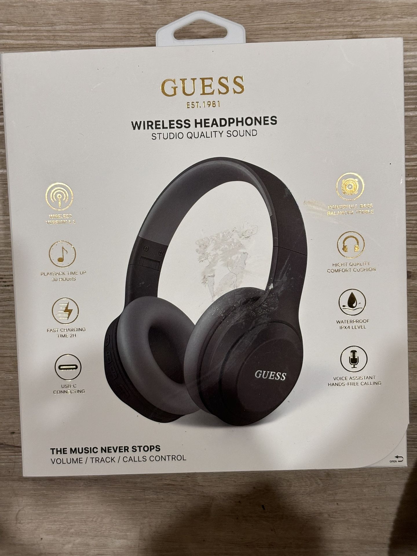 Guess Wireless Headphones 