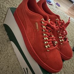 Pumas $25