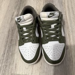 Olive Green Nike Dunks 